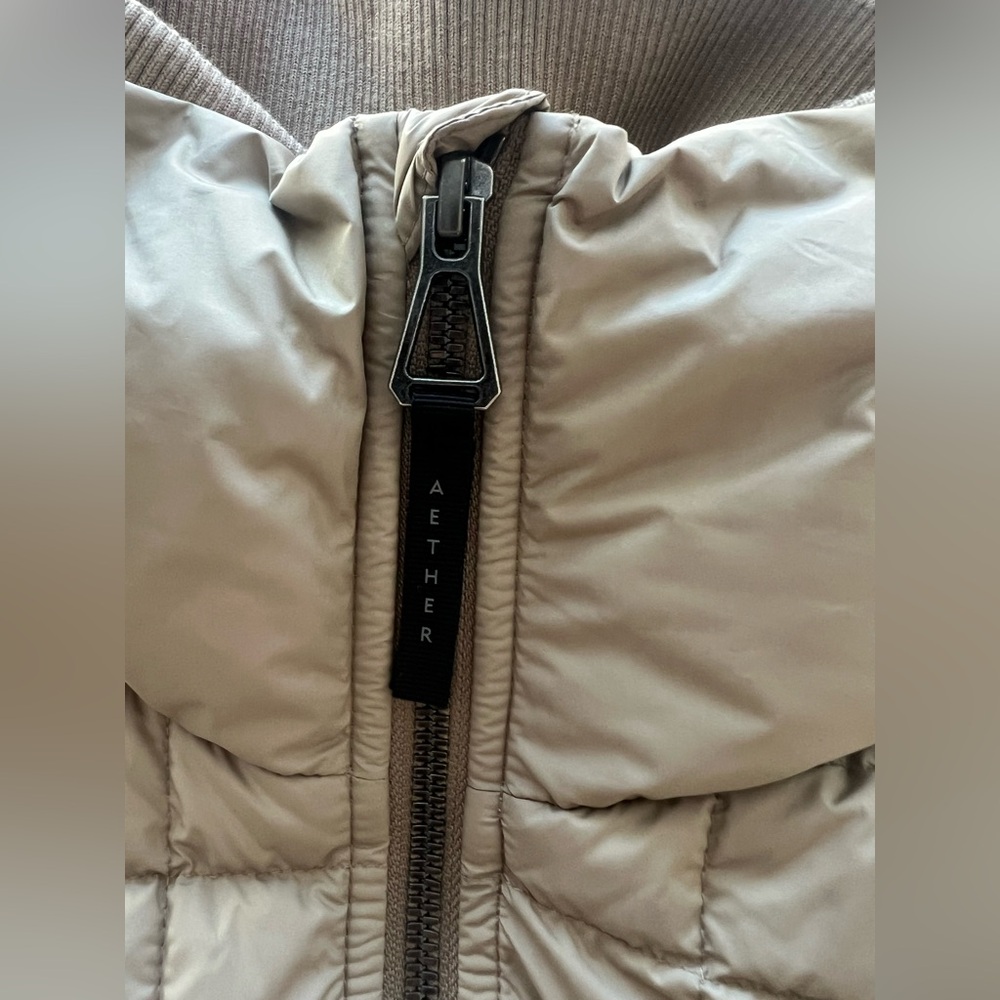 Aether Phase Women's Quilted Tan Vest jacket M - Picture 6 of 6